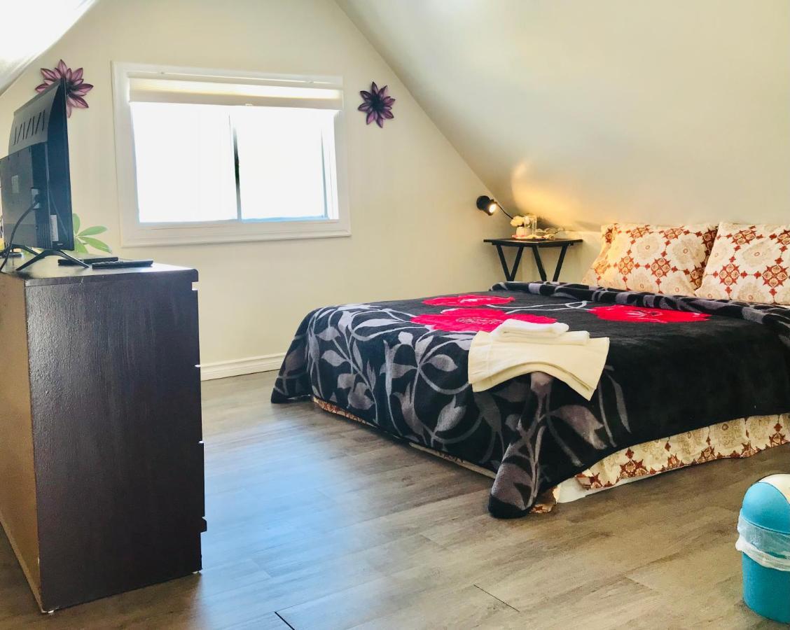 Cheerful Residence ナイアガラ・フォールズ エクステリア 写真